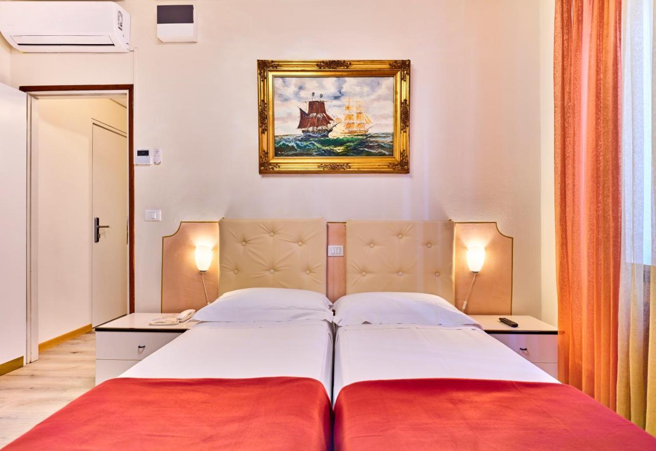 Hotel San Marco Garda  Exterior photo