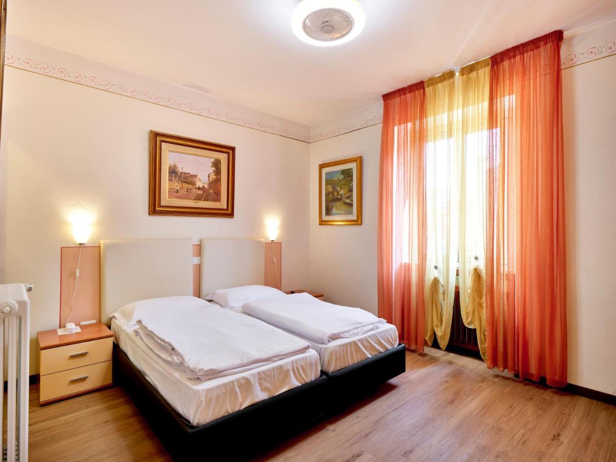 Hotel San Marco Garda  Exterior photo