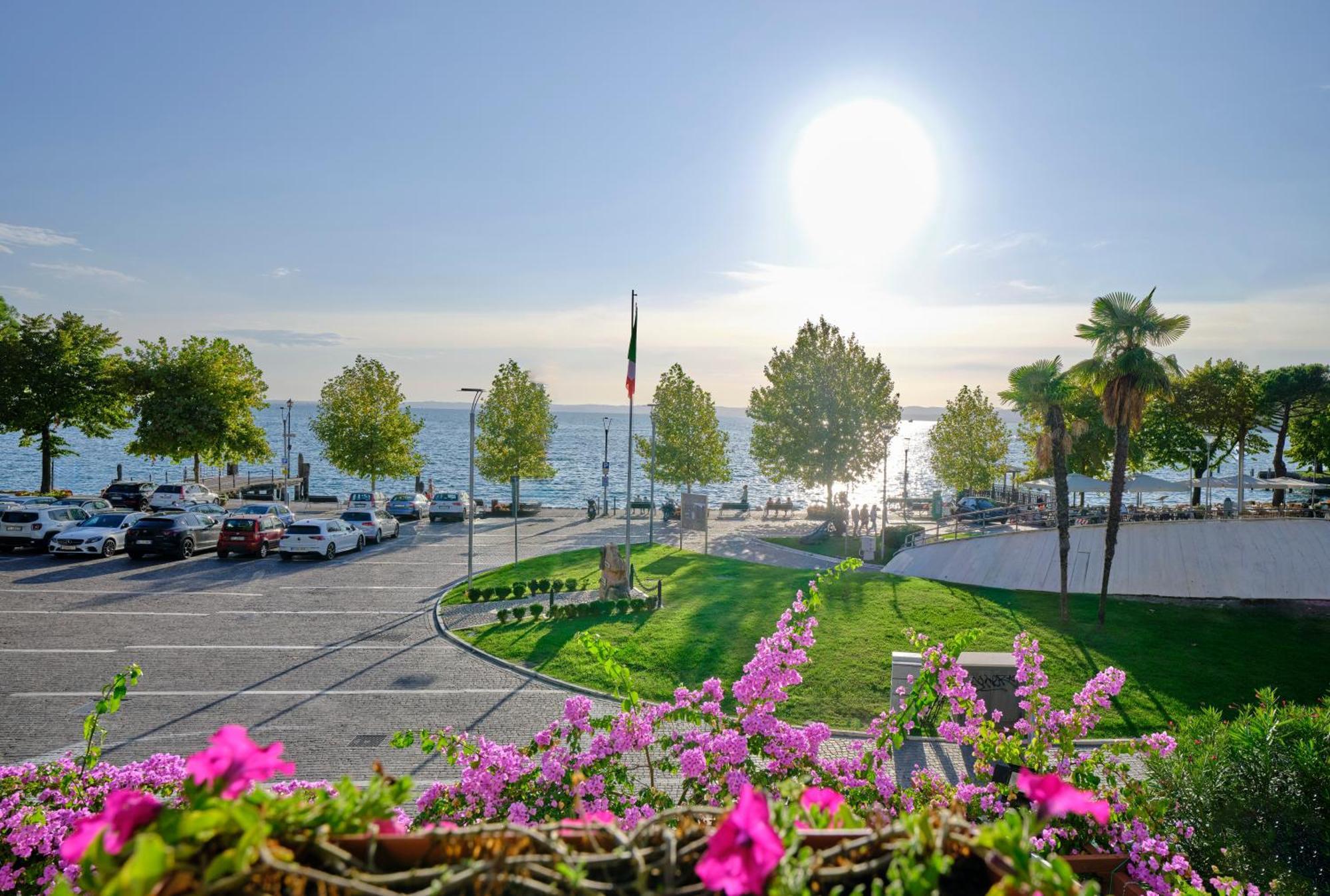 Hotel San Marco Garda  Exterior photo